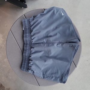 Nike shorts youth XL
